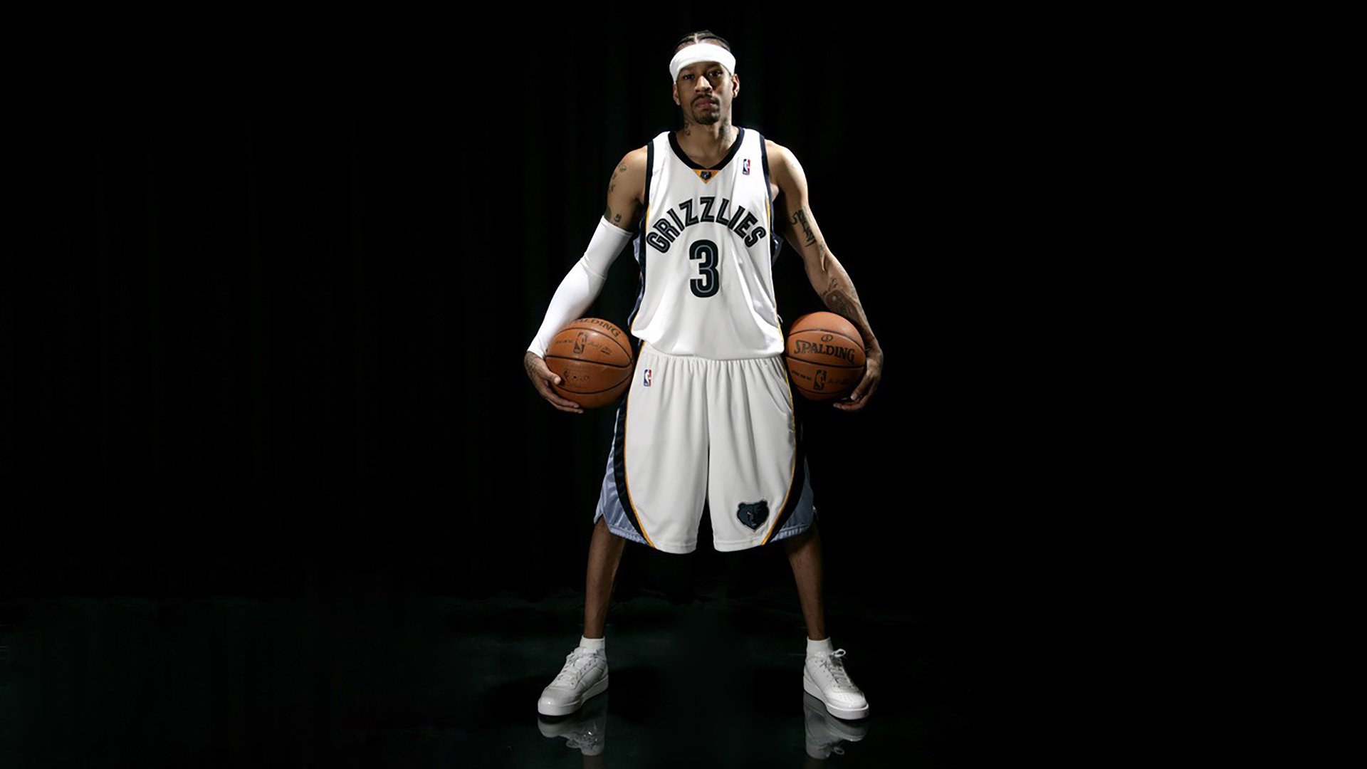 kaiyun开云入口平台-尼克斯新援表现令人振奋，球队士气高涨，尼克斯队首发阵容