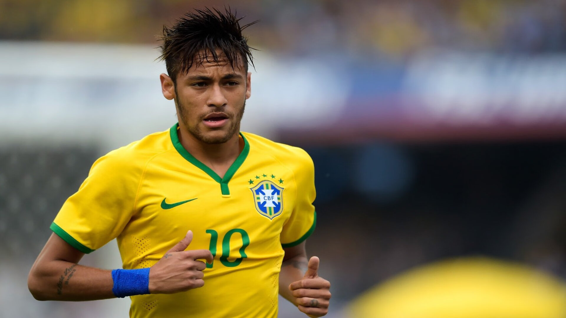 现场采访：球员、教练和球迷的心声，球迷采访视频